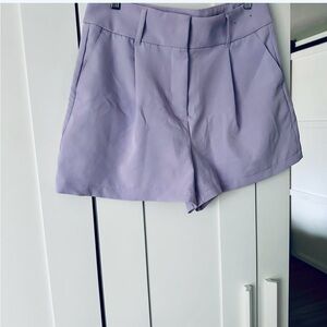 Express Lavender Women's Shortie Super High Rise Pleated Shorts Size 10